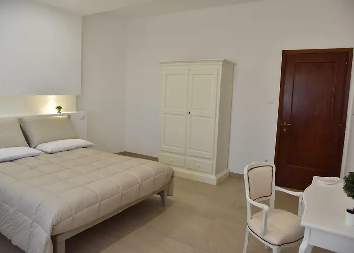 Maison Veronique レッチェ